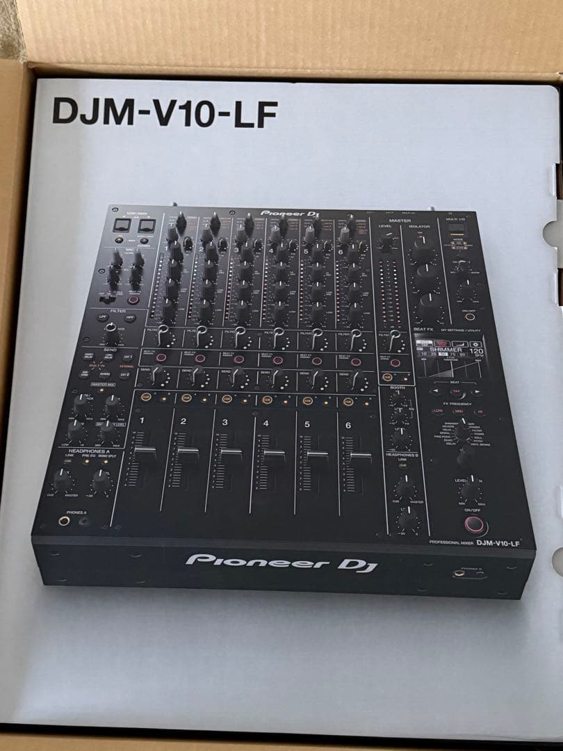 ZEZOです。Pioneer DJ DJM-V10-LF