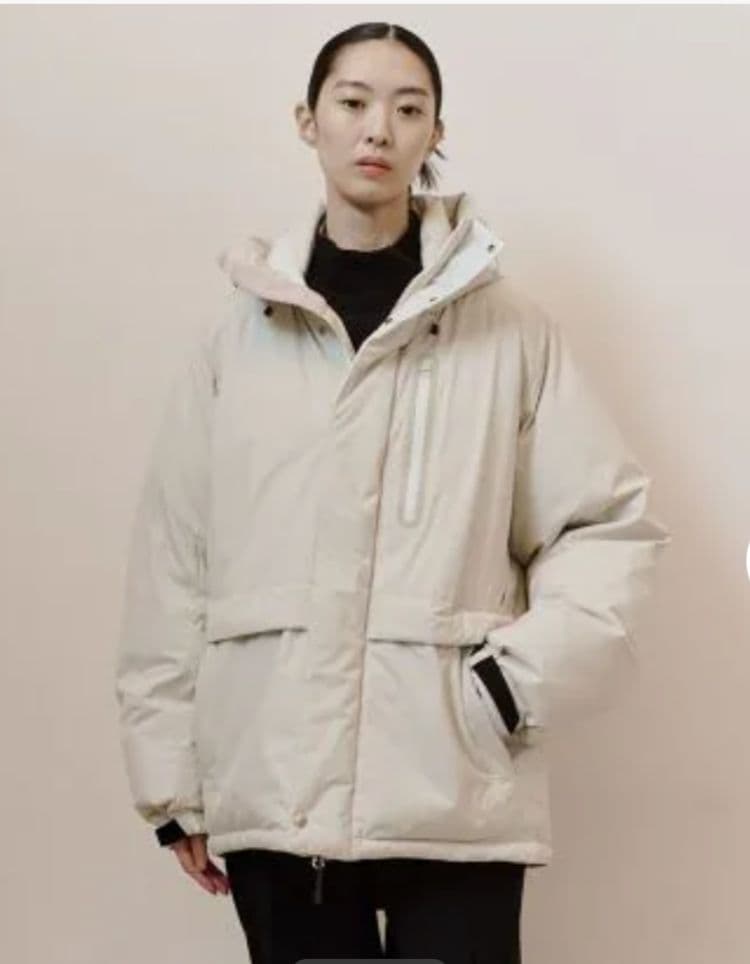 アダムエロペ ACT_01 AO　ダウンジャケットホワイト 新品未使用タグ付き