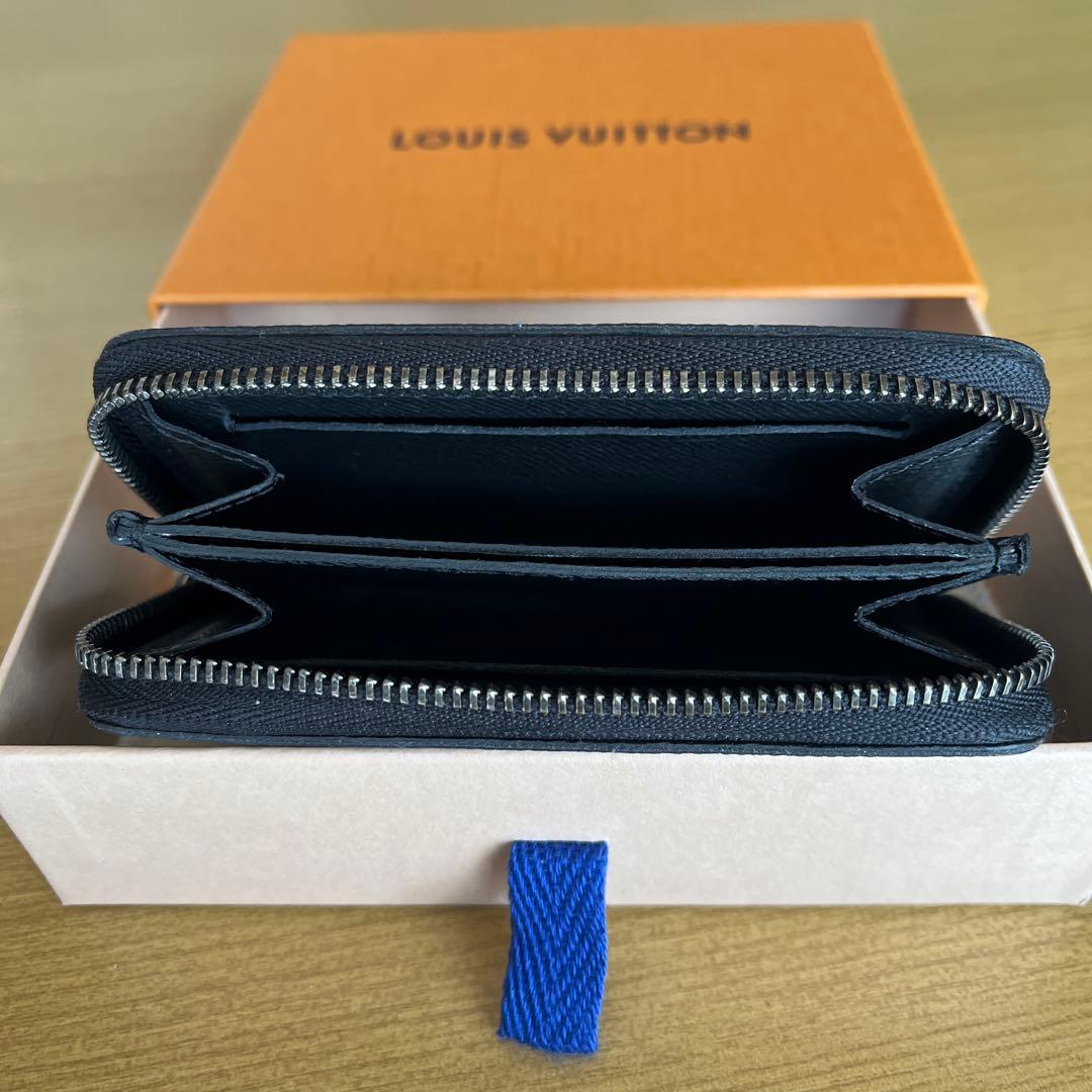 ルイヴィトン エクリプス ジッピー パース ヴェルティカル M81662