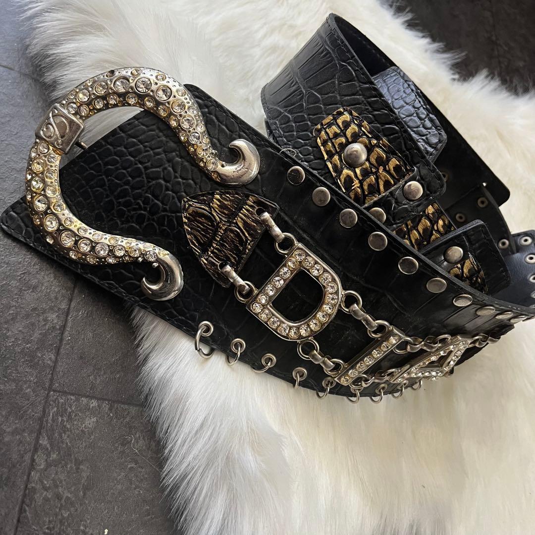 【オマケ付き】 激レア‼︎d.i.a.ロゴ入りベルト チェーン3本セット