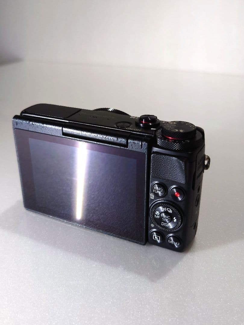 Canon PowerShot G7X 本体と付属品
