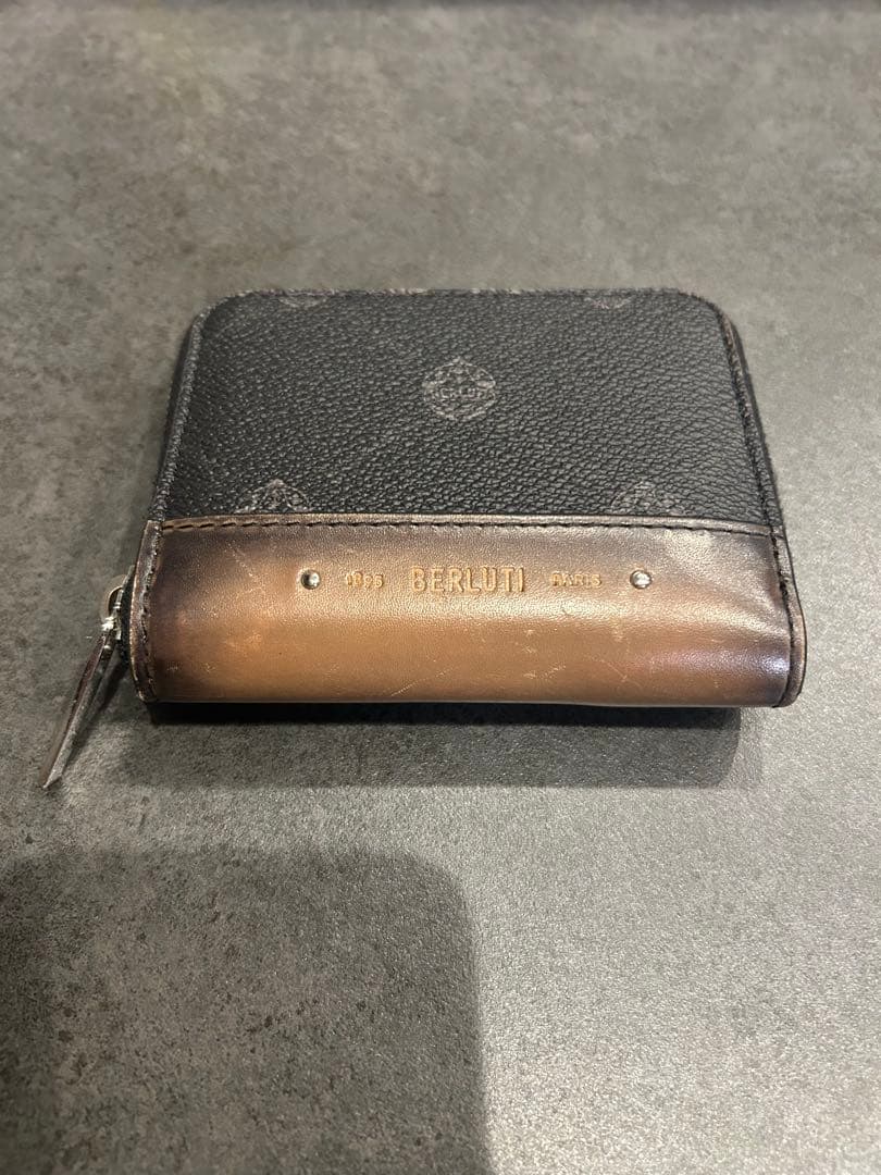 BERLUTI ブラック ケース