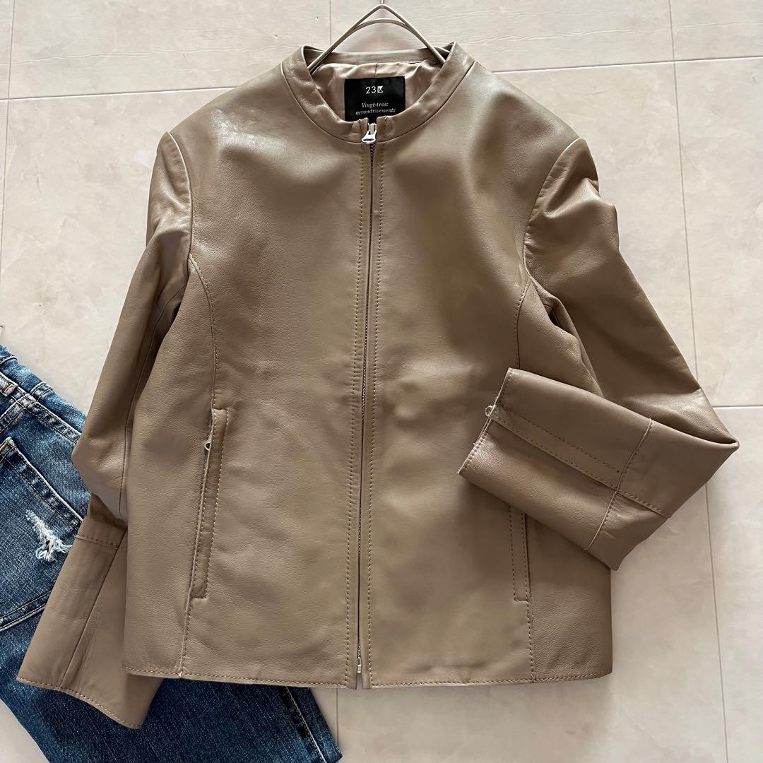 美品✨23区 シングルライダースジャケット　本革　羊革　グレージュ　34