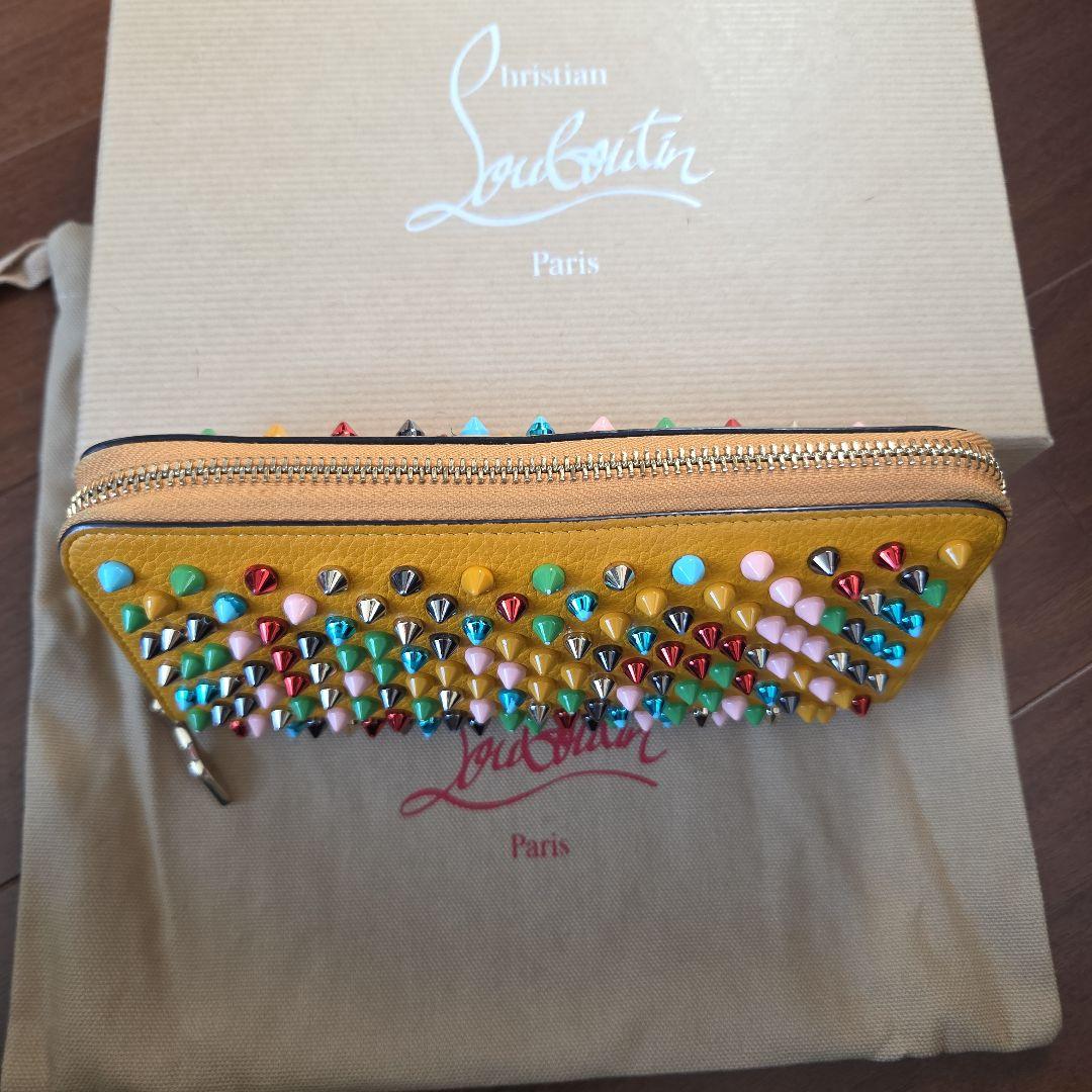 クリスチャンルブタン パネトーネ マルチカラースタッズ