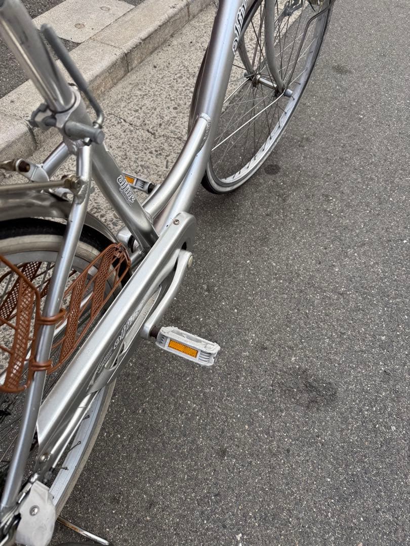 180 自転車 大阪市 【引取り限定】 訳アリ 激安 26インチ 変速付き