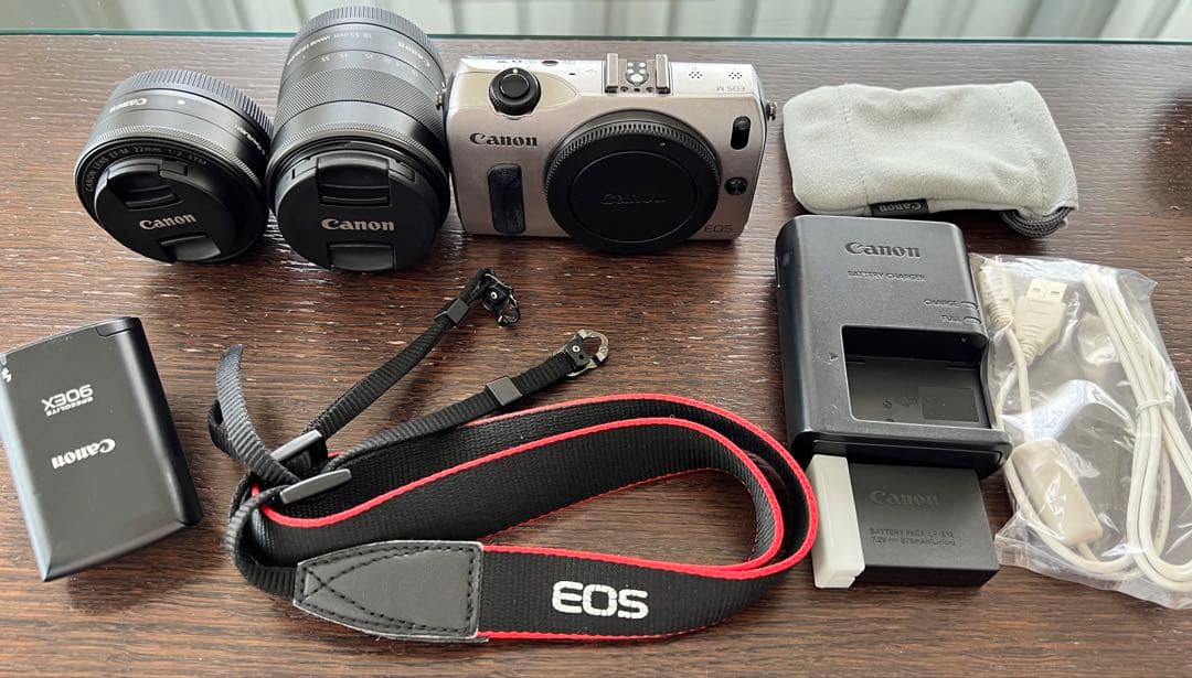 【Tsuki】Canon EOS M ミラーレスカメラ ダブルレンズキット