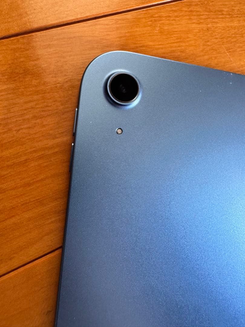 iPad 第10世代 Wi-Fi64GB ブルー（ケース付き）