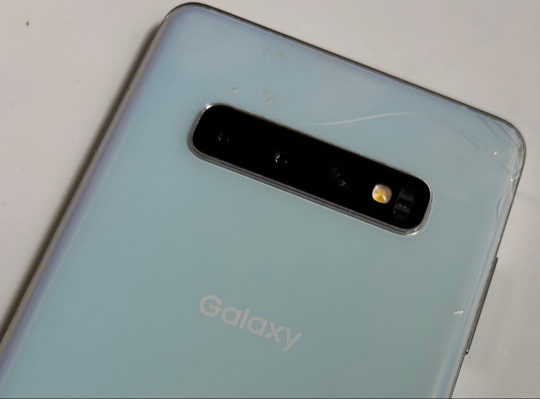 128G SCV42 Galaxy S10+ プリズムホワイト au SIMフリ