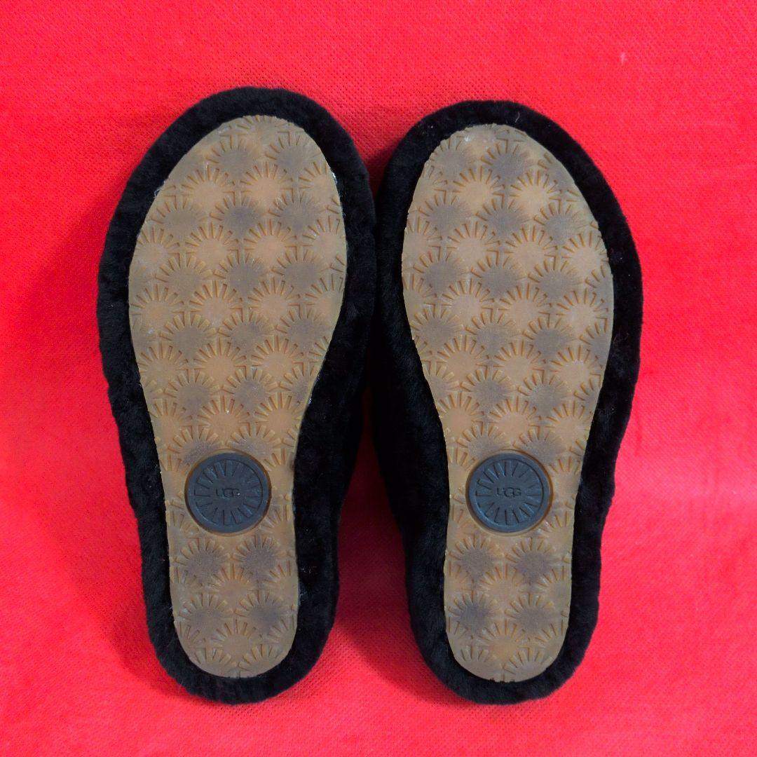【未使用】UGGファーサンダル FLUFF YEAH SLIDE✨️モコモコ✨️
