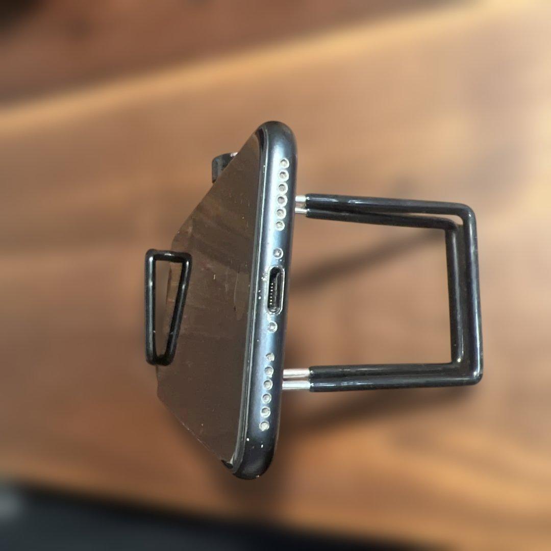 Apple iPhoneSE2 ブラック