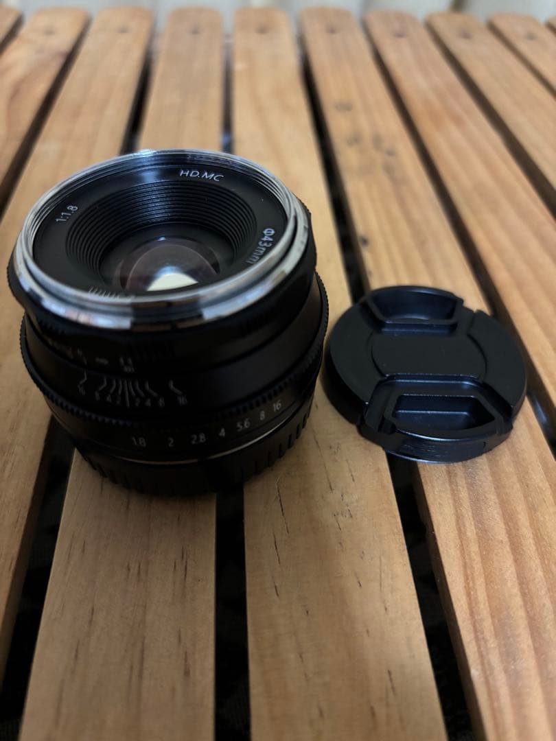 Fujifilm X-E1 pergear25mmf1.8レンズ付き