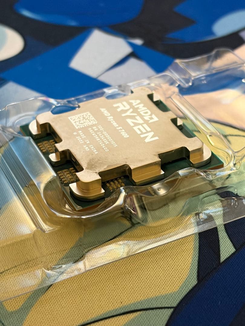 AMD Ryzen 5 7600 CPUクーラー付属