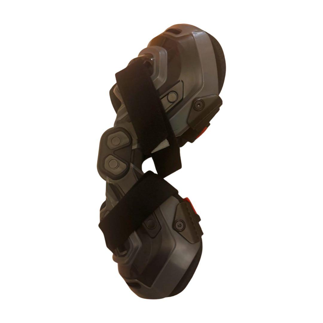 マクダビッド (McDavid) M4200左膝サポーターMサイズ