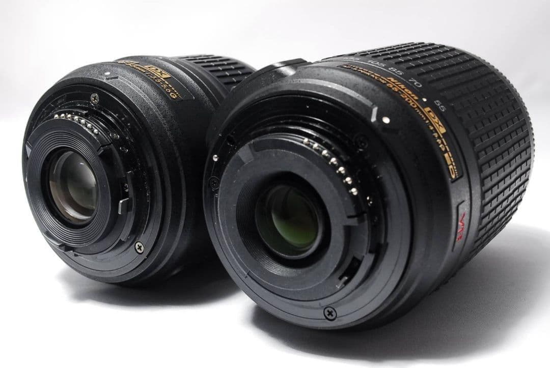 ♥一眼デビュー応援♥Nikon D3000♥ AF-S標準＆望遠セット Wレンズ