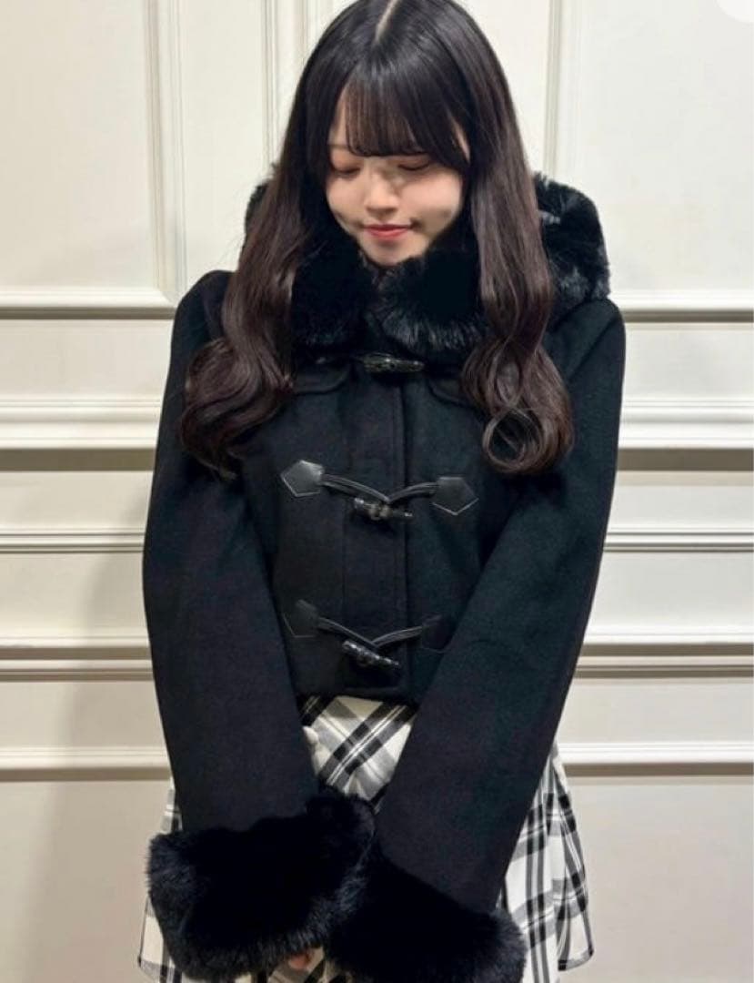 【新品未使用】evelyn ショートダッフルコート　黒　フリーサイズ