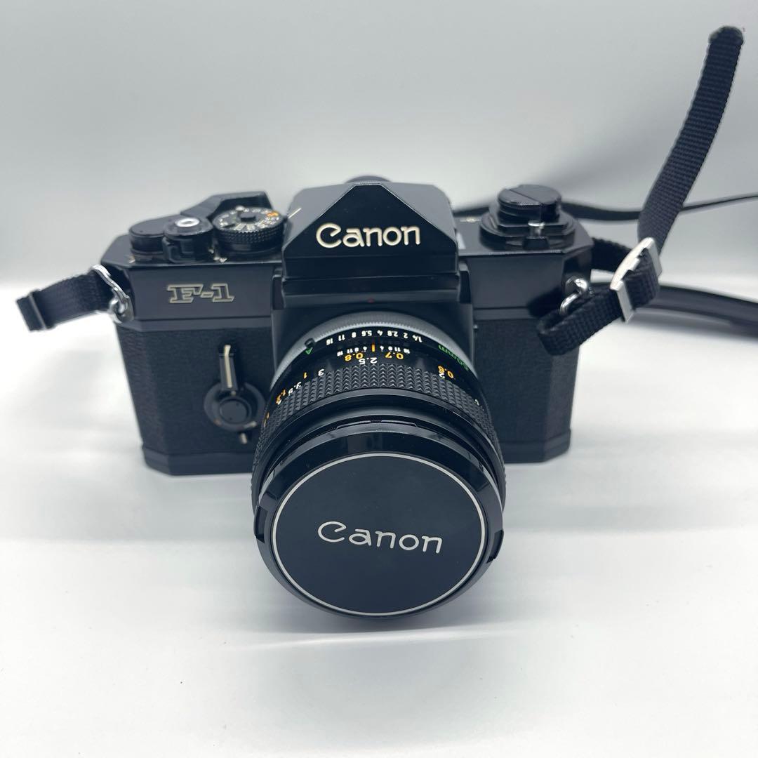 Canon F-1 カメラ本体とレンズ