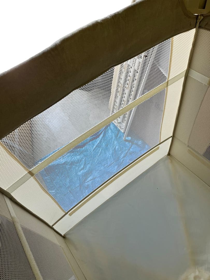 【美品】アップリカ ココネルエアープラス シュークリームGR ベビーベッド