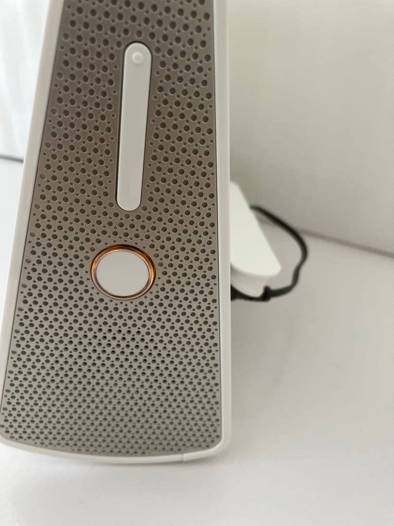 【美品】東芝REGZAポータブルテレビ　10WP1 防水テレビ