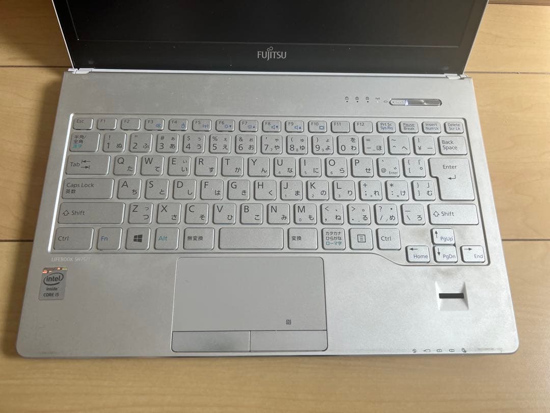 富士通 FMV SH75/T Core i5 高速SSD Windows11