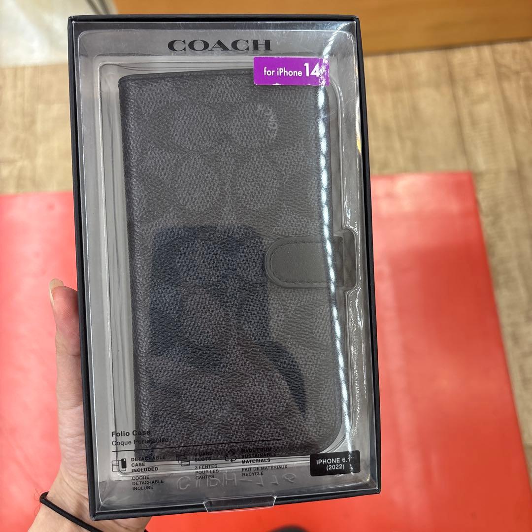 【新品未使用】COACH スマホケース 手帳 iPhone14 シグネチャー 黒