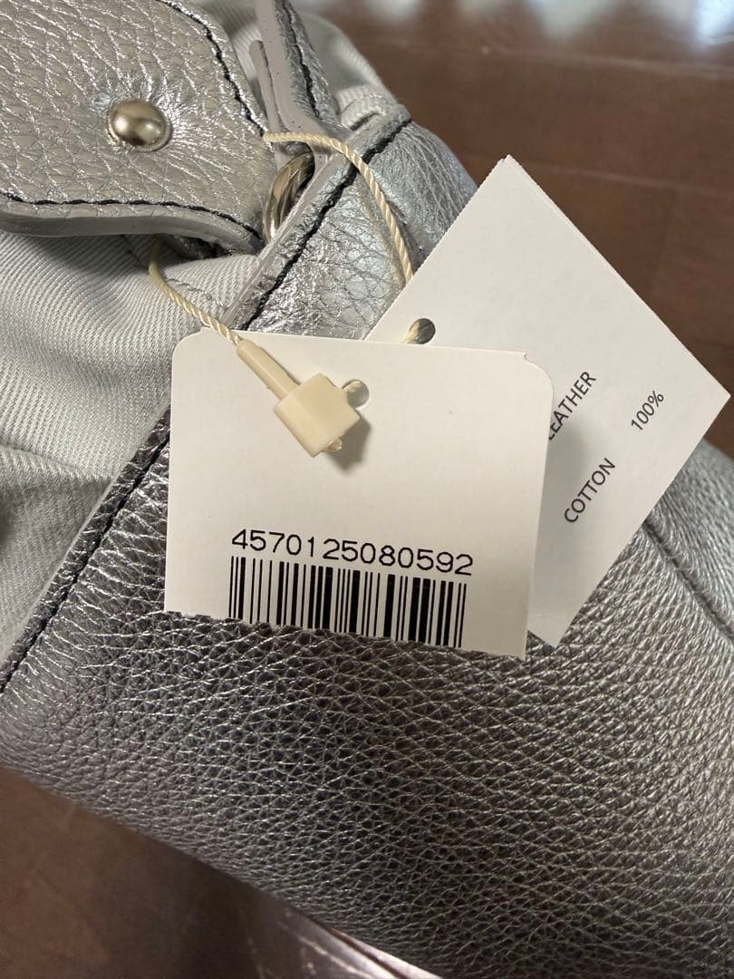 ayakoバッグ ポタリ　シルバー　新品未使用