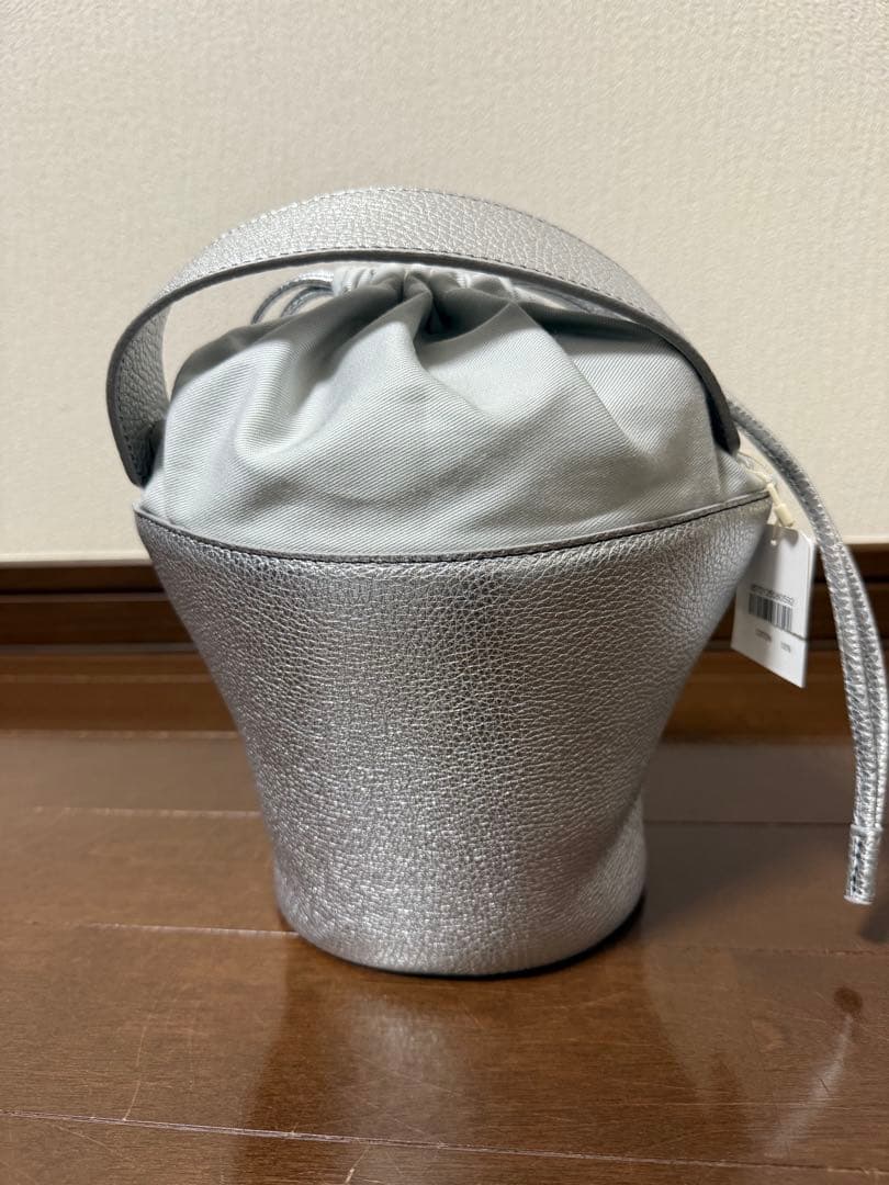 ayakoバッグ ポタリ　シルバー　新品未使用