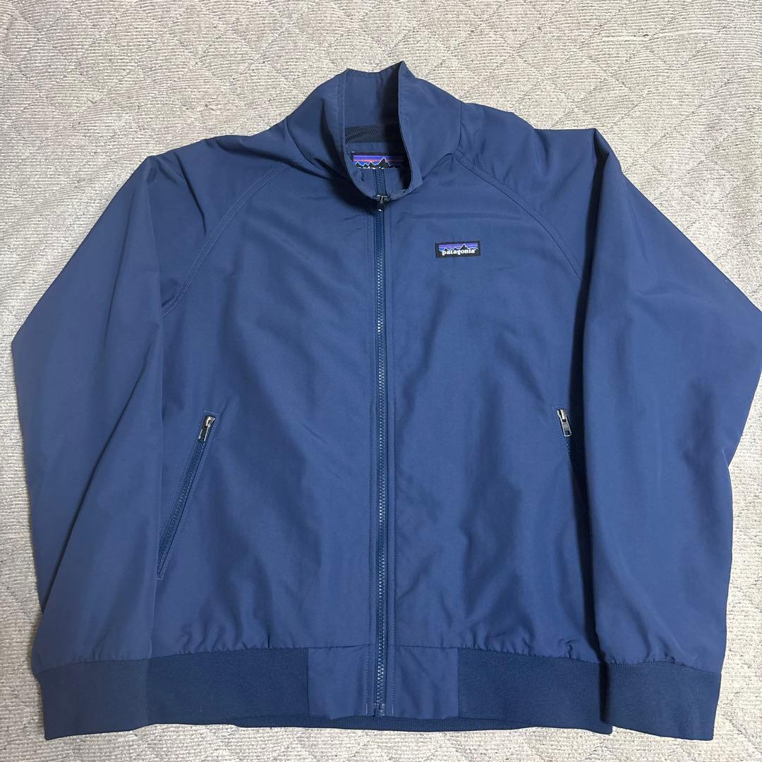 patagoniaナイロンジャケット M ネイビー