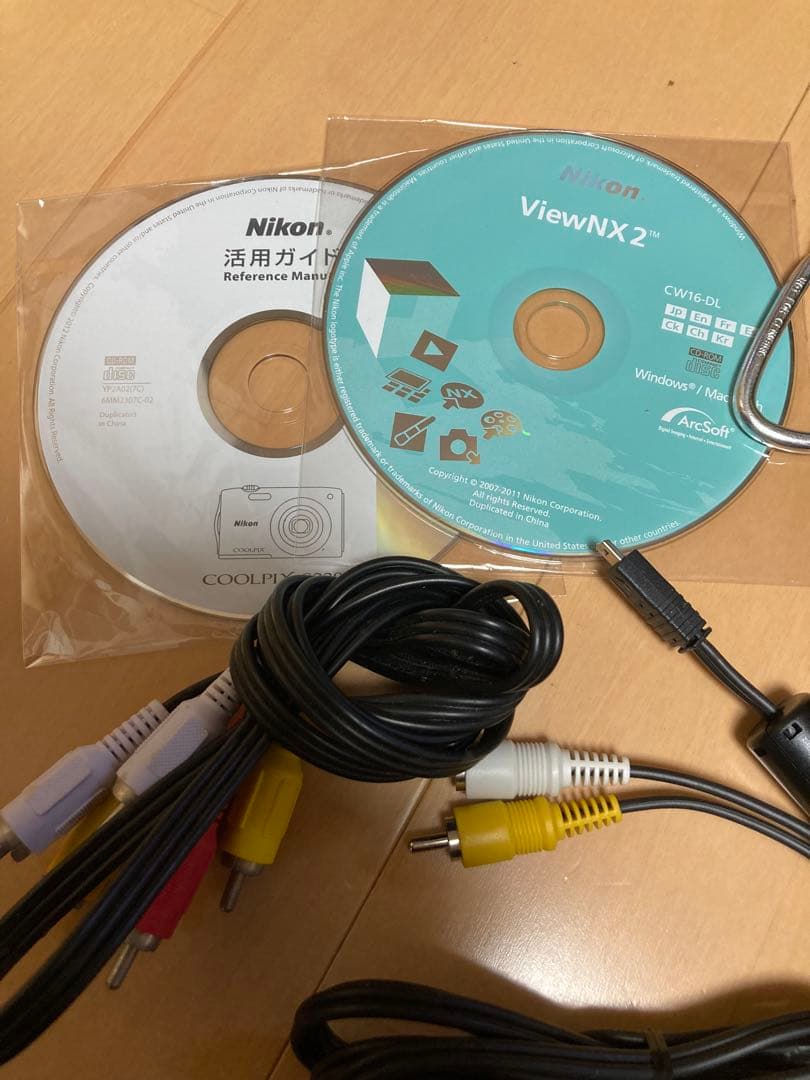 Nikon ニコン COOLPIX クールピクス S3300 ピンク デジカメ