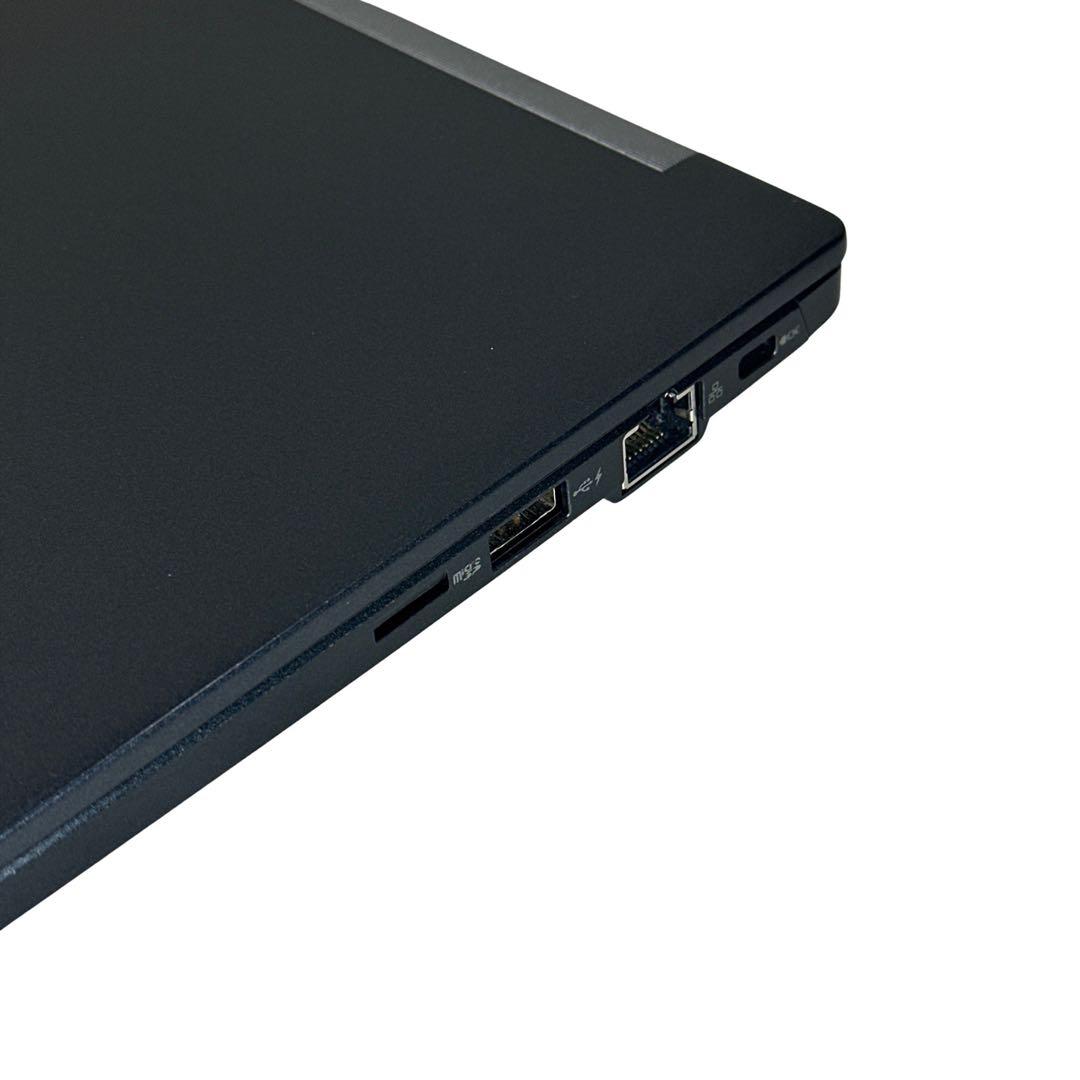 G83/HV 第11世代★近年 16GB／軽量13.3インチノートPC 623