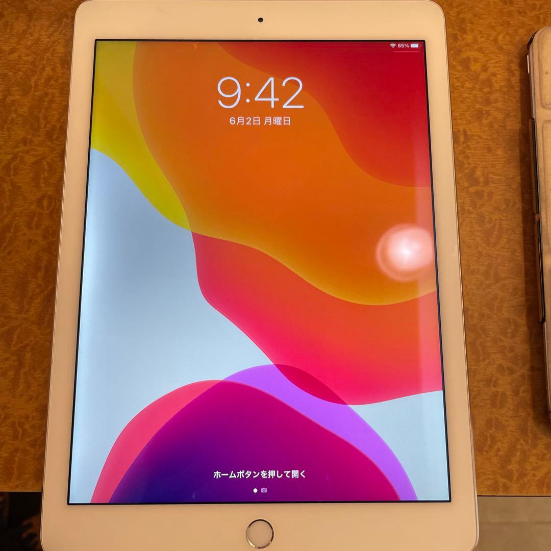 iPad本体 iPad Air2 64gb