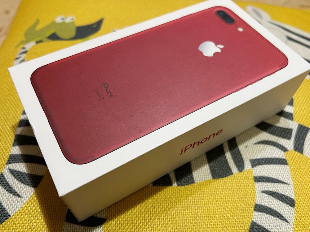 iPhone 7 Plus RED 128GB SIMフリー 付属品完備