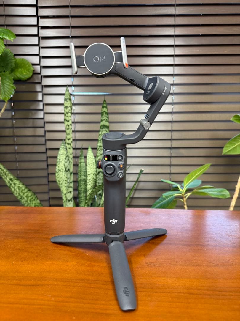 【最終値下げ】DJI Osmo Mobile 6 スタビライザー