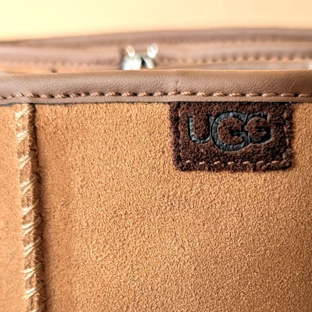 UGG厚底ショートブーツ