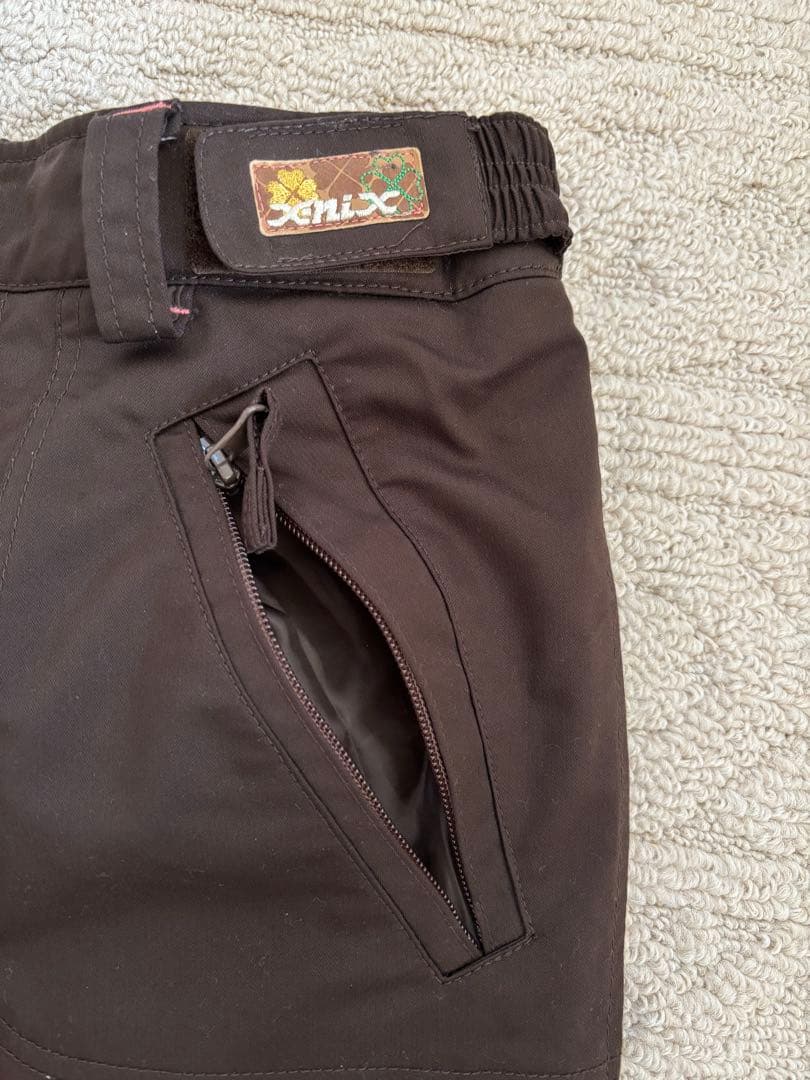 Xnixスキー／スノボウェア レディース　上下 フェニックス 防寒 装備充実