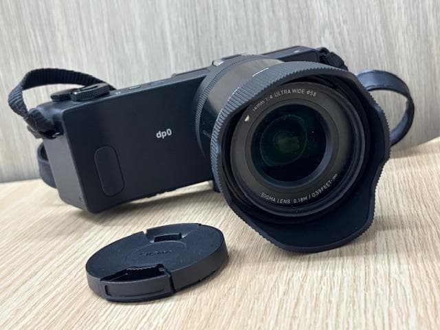 SIGMA シグマ dp0 Quattro デジタルカメラ