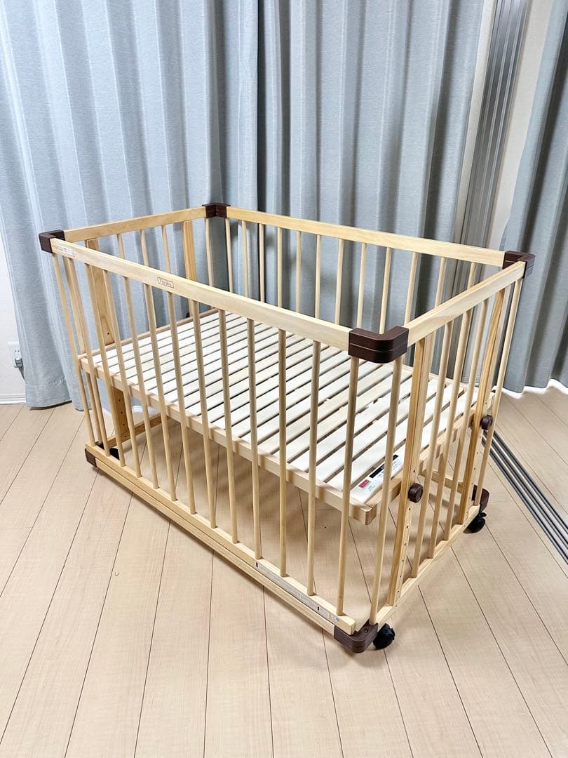 良品 ファルスカ 木製 ベビーベット ベビーサークル ベッドサイドベッド ②
