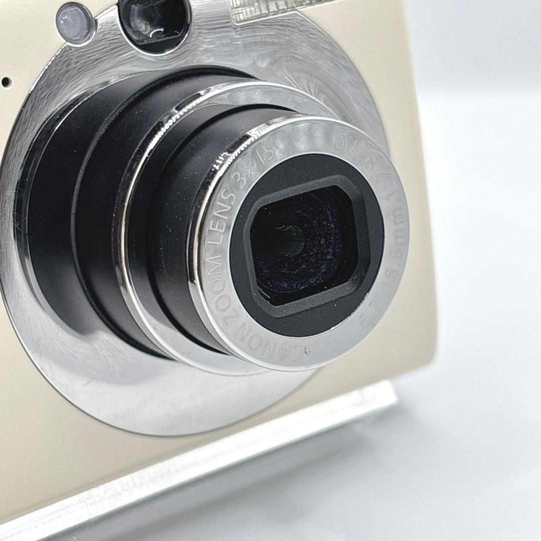 Canon IXY DIGITAL 20 IS ホワイト　デジカメ　コンデジ