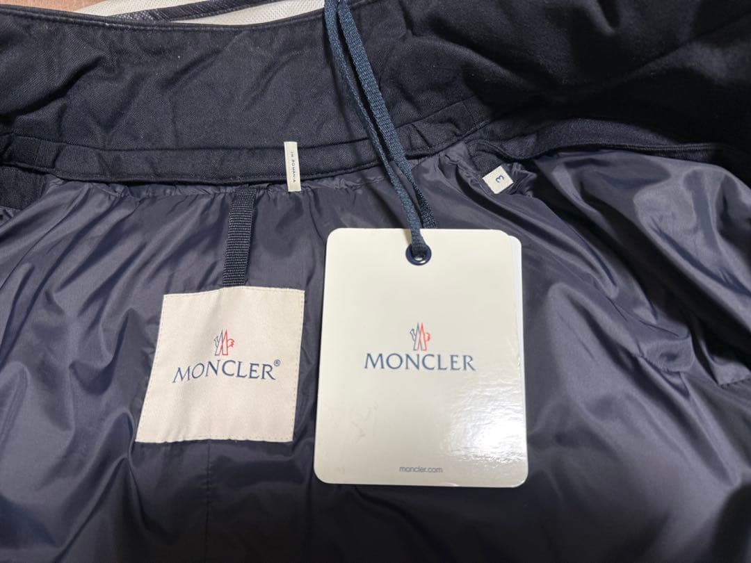 Moncler ダウンジャケット Size 3 付属品あり