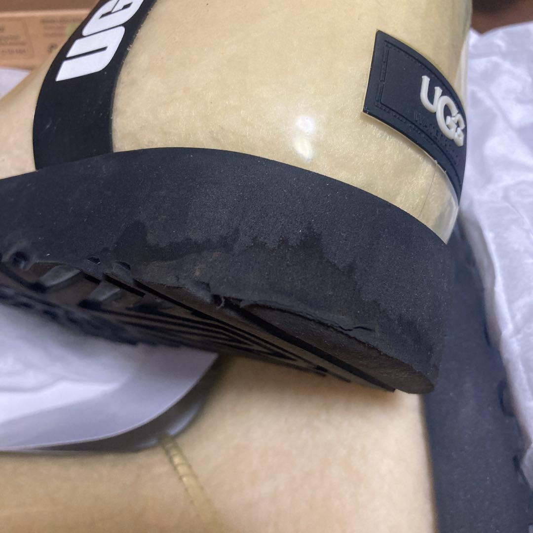 UGG クリーム色 ショートブーツ　レインブーツ