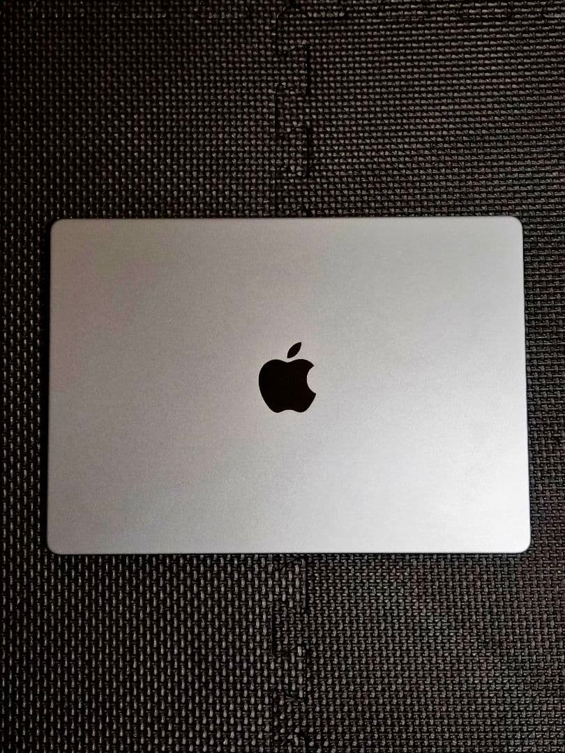 【美品】MacBookPro14″ (2021, M1 Pro) 512gb