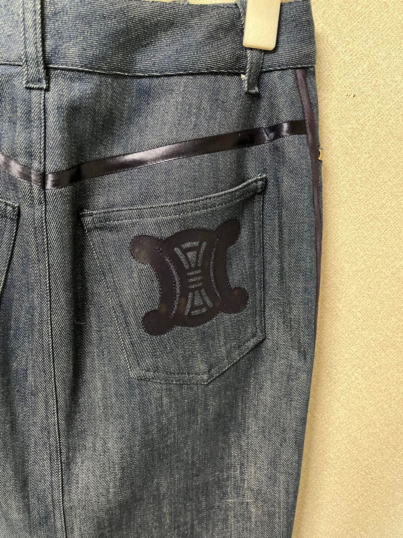 2/2までの出品です。C EＬI N E セリーヌ　デニムスカート　 セミタイト