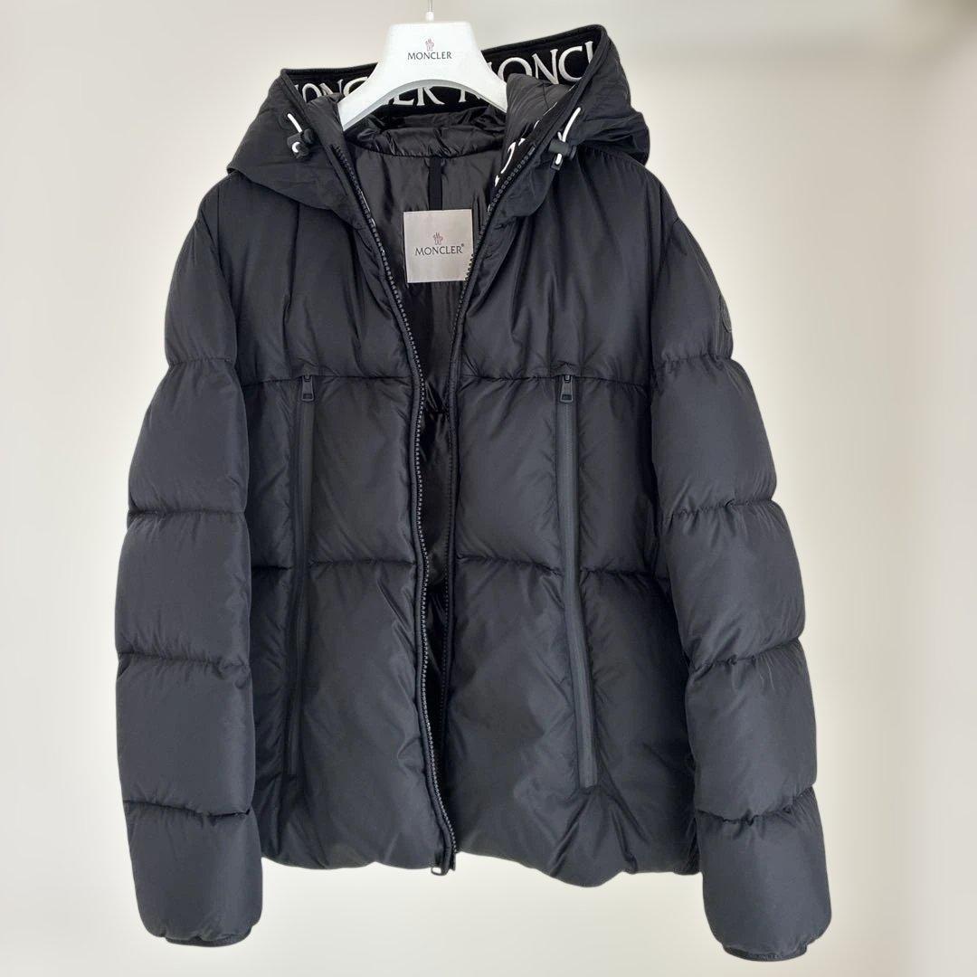 ジャケット・アウター MONCLER Montcla Nylon Down Jacket