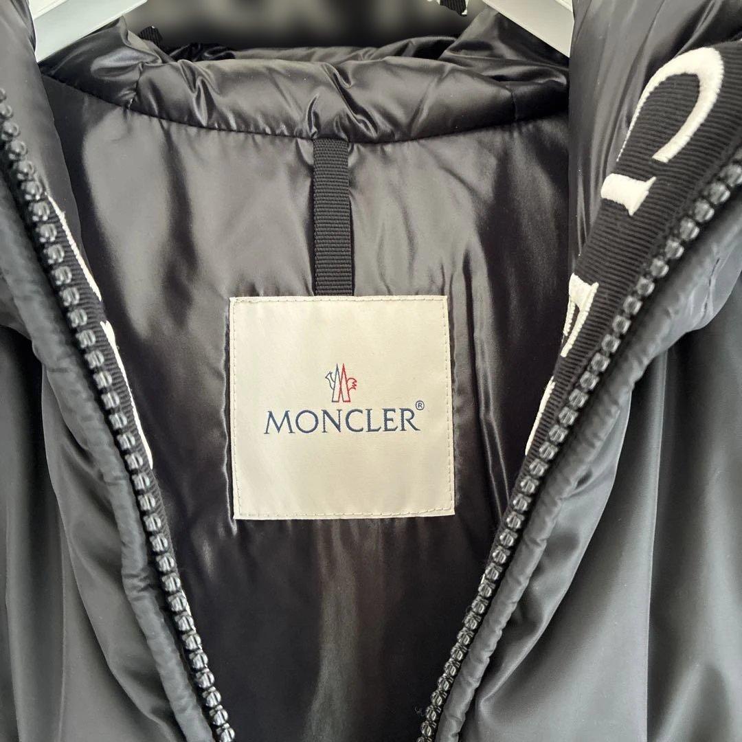 ジャケット・アウター MONCLER Montcla Nylon Down Jacket