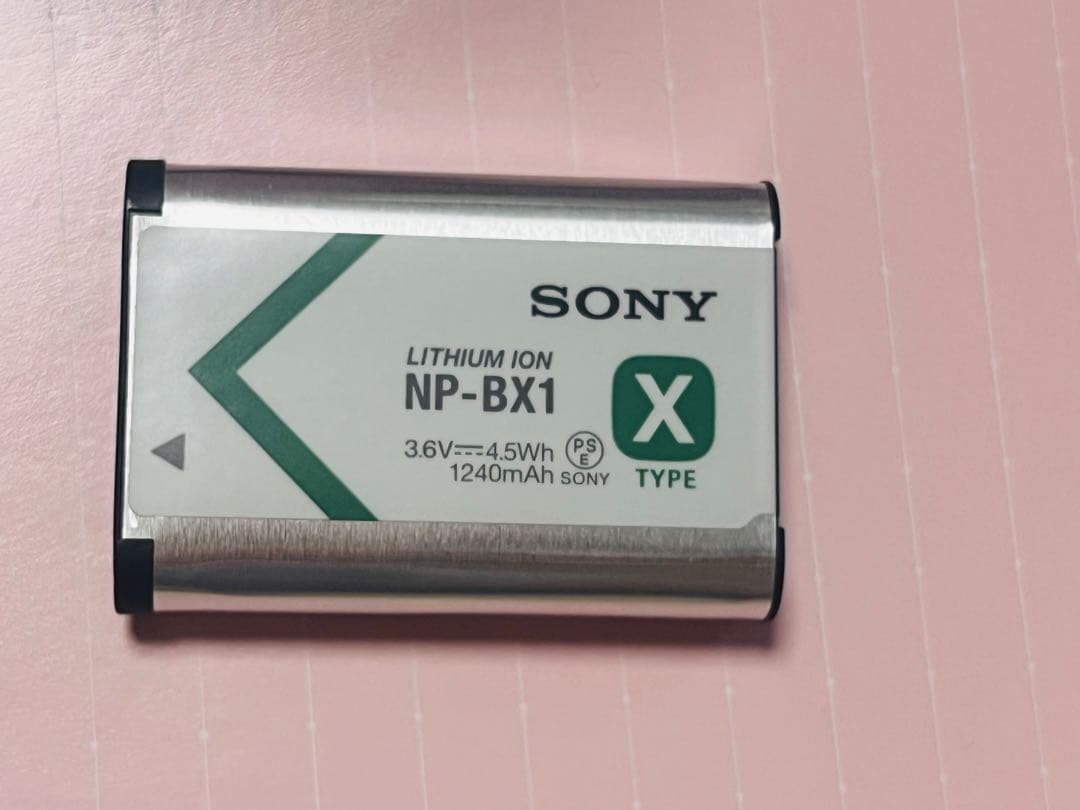 【極美品】SONY デジタルカメラ ホワイト　ZV-1F