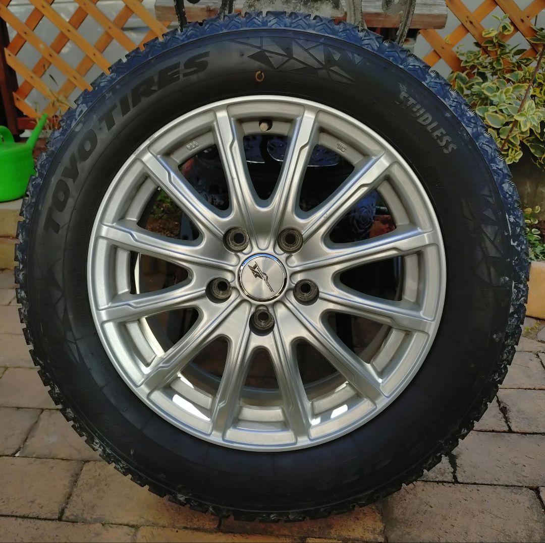 バリ溝　スタッドレス　アルミ　GIZ2 205/60R16 4本 走行千㎞未満