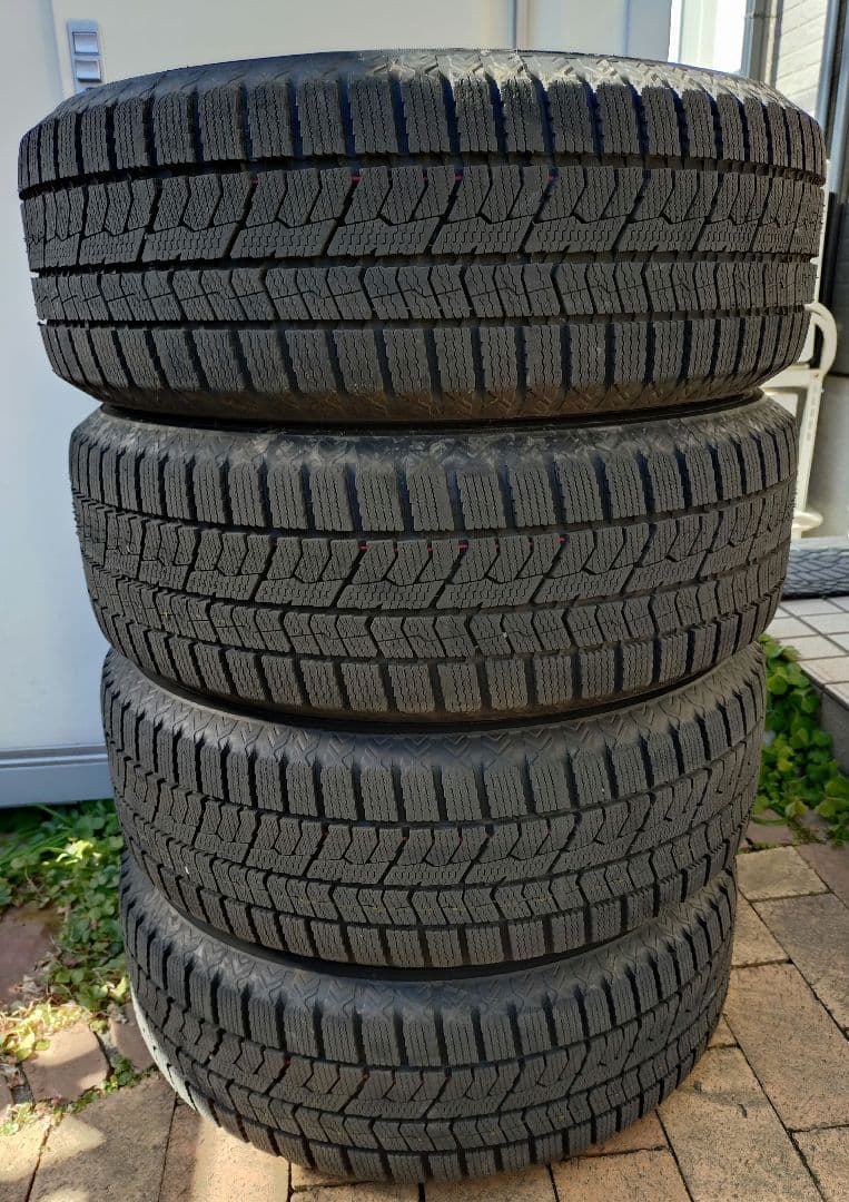 バリ溝　スタッドレス　アルミ　GIZ2 205/60R16 4本 走行千㎞未満