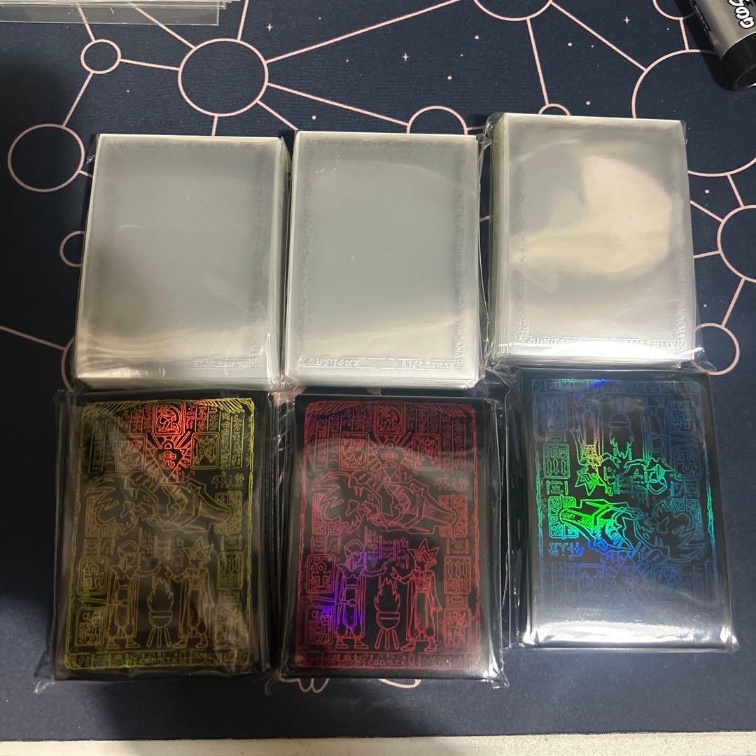 遊戯王　三幻神　スリーブ3種　①