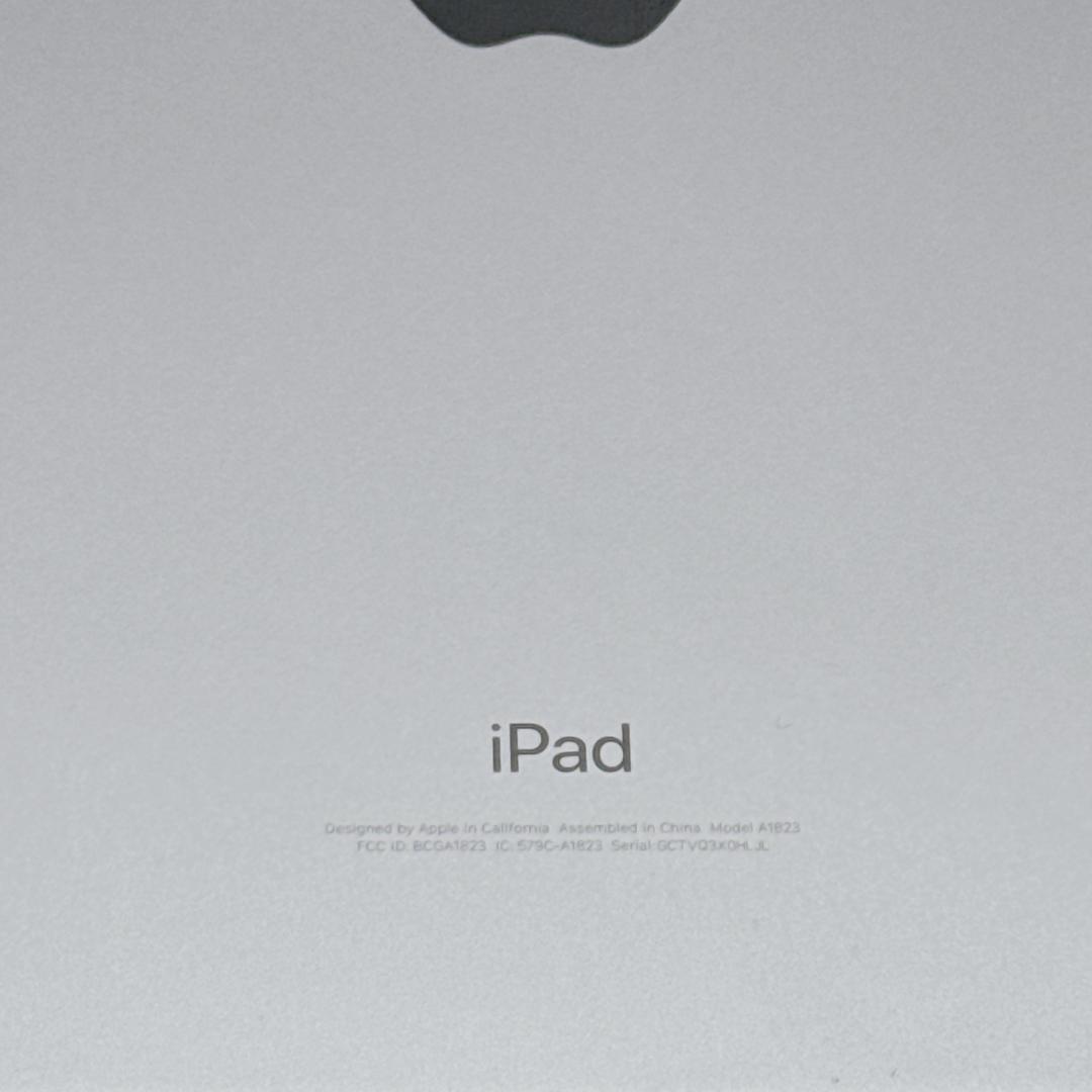 【美品】iPad (第5世代) 128GB Wi-Fiモデル スペースグレイ