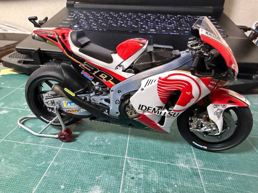 Honda RC213V IDEMITSU 1/12スケール