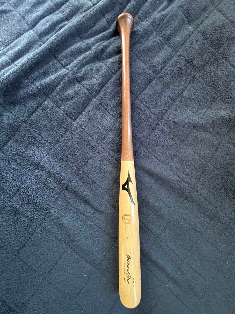 オ*ン様 ミズノプロ　硬式木製バット NPBマーク入り